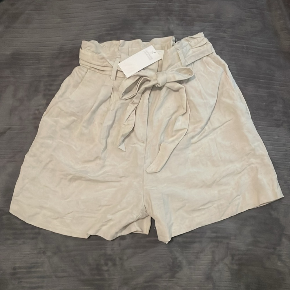 H&M linen zip up shorts